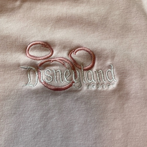 Disney Resort wear women’s v neck light pink long sleeve pullover with logo LG - Picture 6 of 7